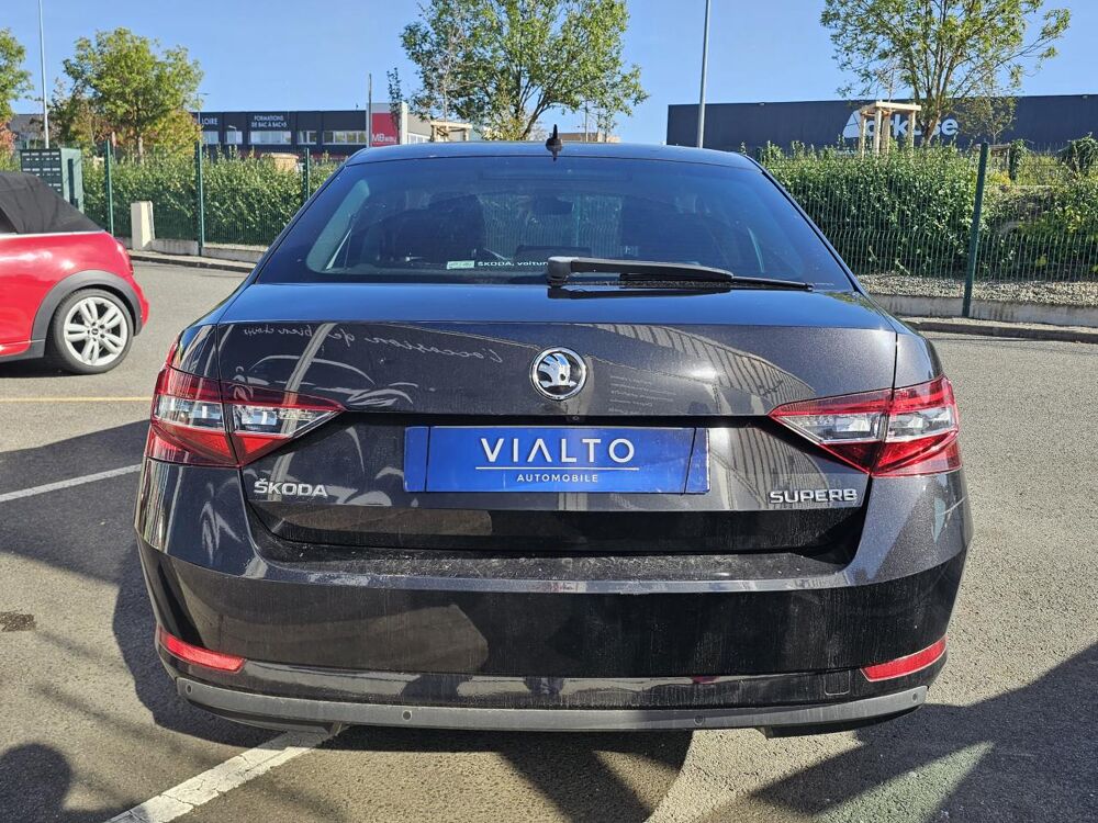 Superb III 2.0 16V TDI 150cv DSG6 Style - SUIVI ENTRETIEN COMPLET - 2016 occasion 49070 Beaucouz&eacute;