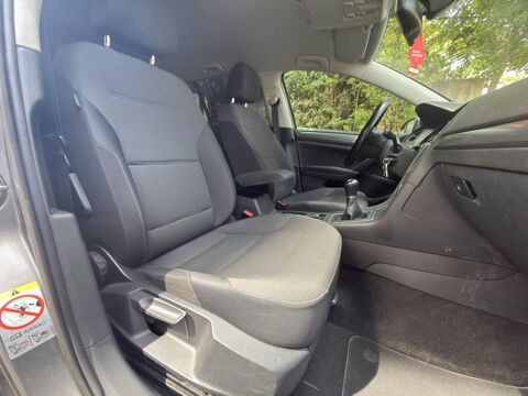 Golf 1.2 16V TSI BlueMotion - 105 VII BERLINE Confortline PHASE 2013 occasion 77185 Lognes