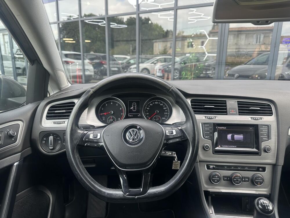 Golf 1.4 16V TSI ACT BlueMotion - 140 VII BERLINE Confortline PH 2014 occasion 33450 Montussan