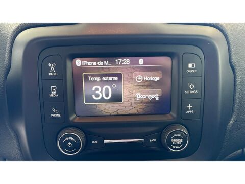 Renegade - 120 4x2 Limited / SUIVI FACTURE / DETECTEUR ANGLE MORT / 2019 occasion 17600 Saujon