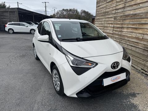 Aygo 1.0 VVT-i II 2014 x-play PHASE 2 2019 occasion 19100 Brive-la-Gaillarde
