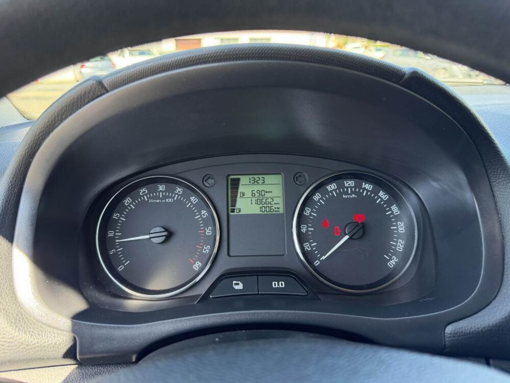 Fabia 1.6 TDI CR FAP - 75 Active + clim 2011 occasion 19100 Brive-la-Gaillarde