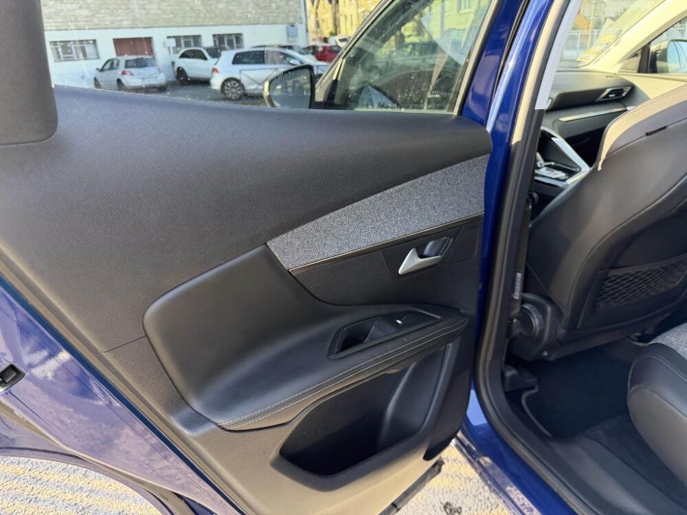 3008 1.5 BlueHDi S&S - 130 Bva Allure gps + clim + camera AR 2018 occasion 19100 Brive-la-Gaillarde