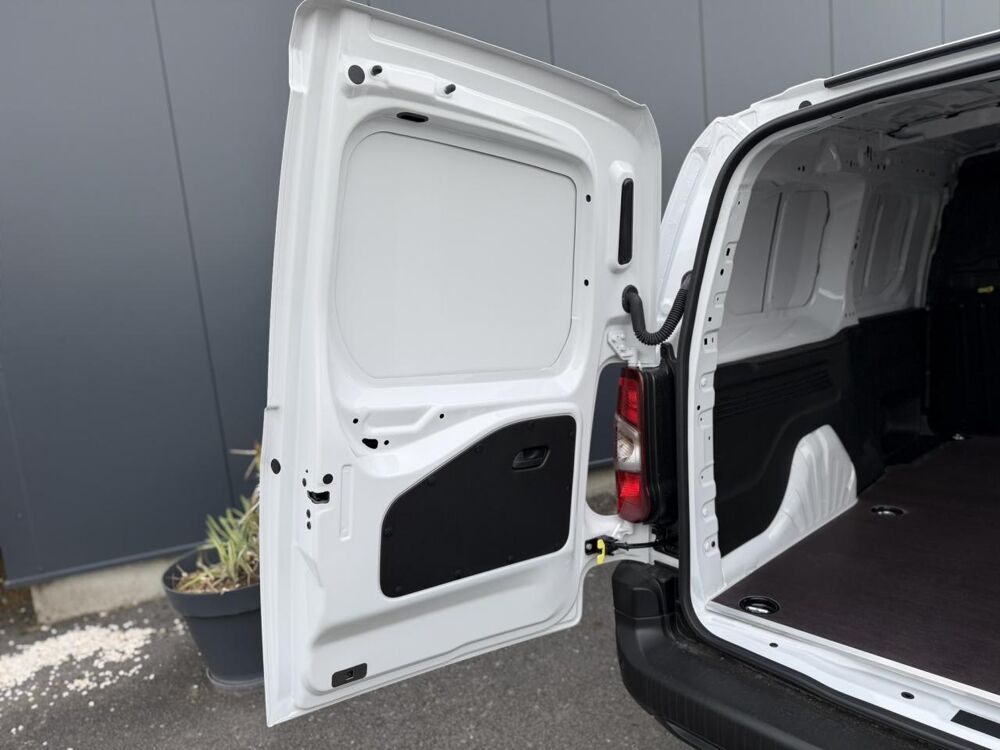 Berlingo VAN XL 1.5 BlueHDI 130 EAT8 Premium Connect 3 places, avec P 2026 occasion 35300 Foug&egrave;res