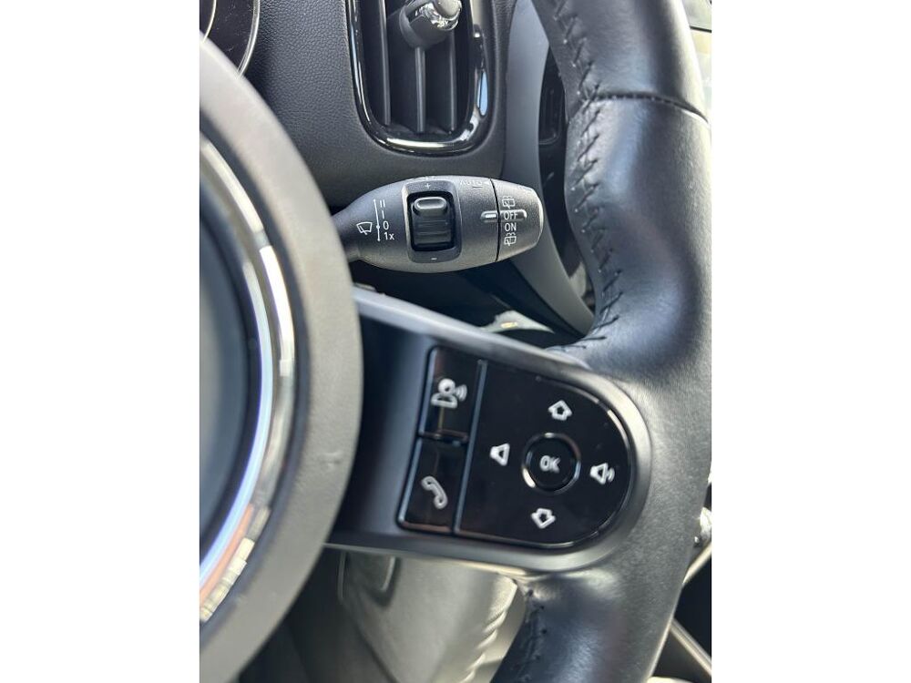 Countryman COOPER ESSENTIAL 136ch BVA F60 2023 occasion 44700 Orvault