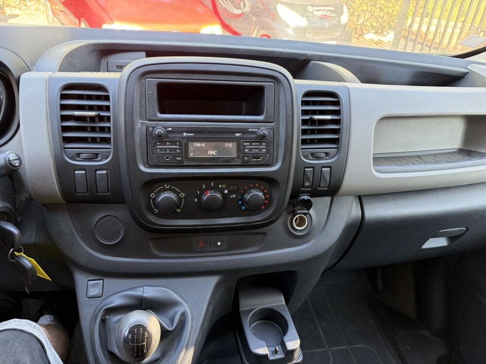 Trafic L L1 H1 1.6 dCi - 120 III L1H1 / suivi complet Renault / RE 2019 occasion 30260 Orthoux-S&eacute;rignac-Quilhan