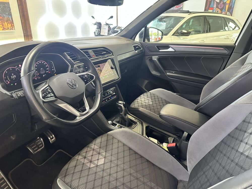 Tiguan 2.0 TDI 150 BLACK R-LINE DSG BVA - GARANTIE 12 MOIS 2021 occasion 16000 Angoul&ecirc;me