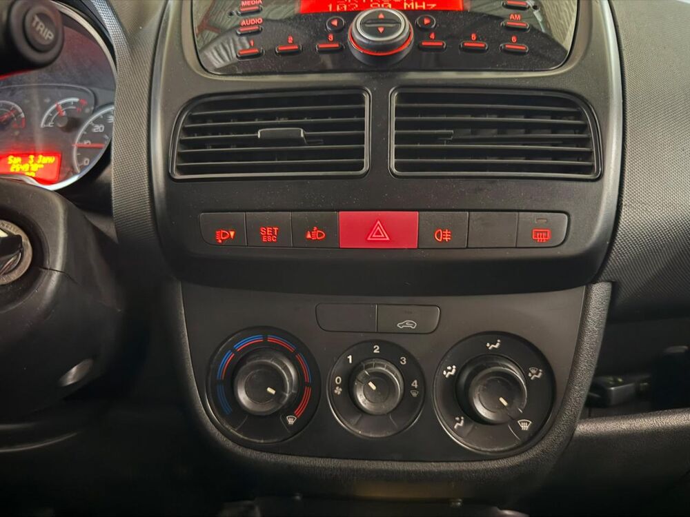 Doblo 1.3 Multijet 16V 90ch Fourgon - GARANTIE 6 MOIS 2012 occasion 33700 M&eacute;rignac