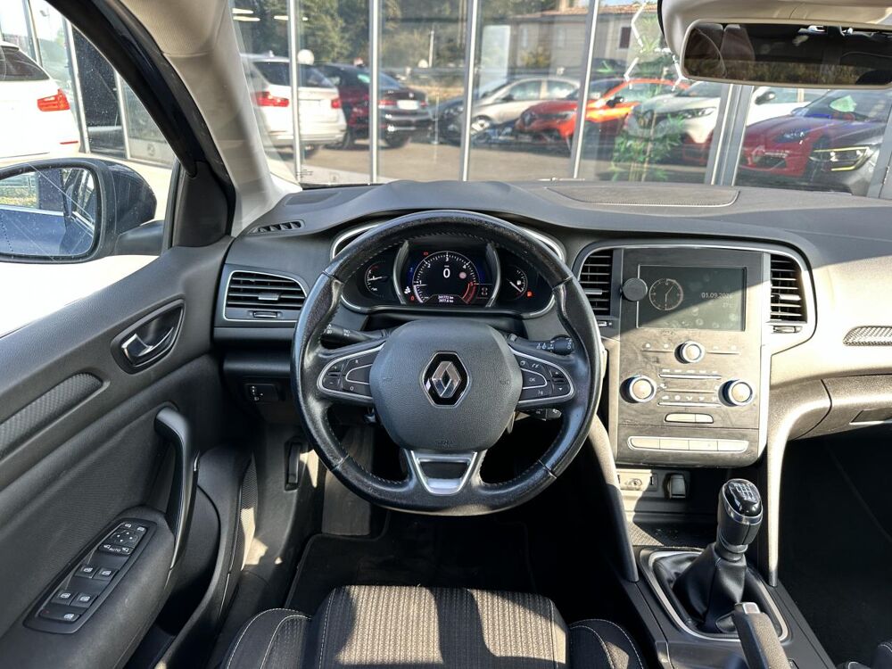 M&eacute;gane IV 1.5 DCI 110CH ENERGY BUSINESS 3EME MAIN CARPLAY - ENTRETI 2018 occasion 33450 Montussan