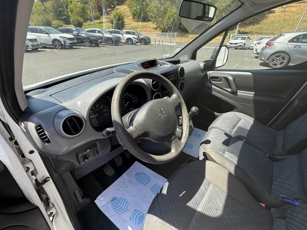 Partner L1 1.6 HDi FAP - 90 Fourgon Pack CD Clim Plus - ATTELAGE 2011 occasion 19100 Brive-la-Gaillarde