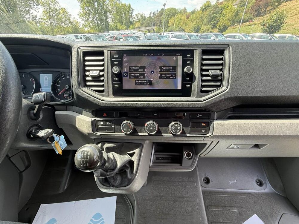 Crafter 35 L3H3 2.0 TDI - 140 FOURGON Business TVA RECUPERABLE + CAR 2023 occasion 19100 Brive-la-Gaillarde