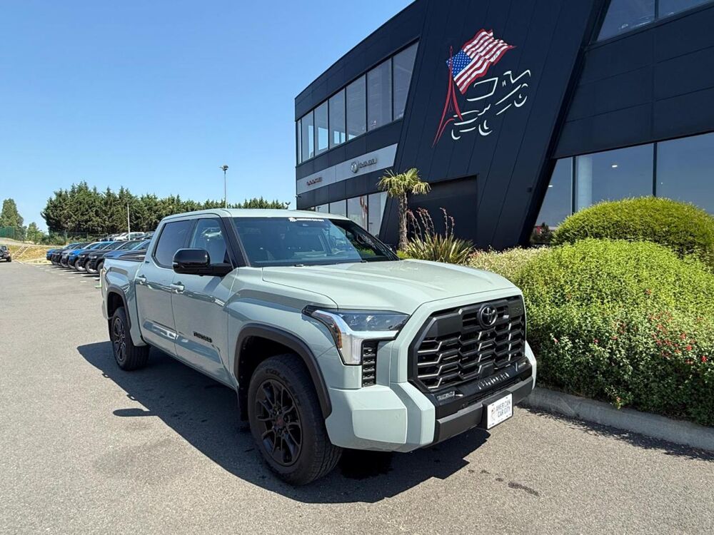 Divers CREWMAX LIMITED TRD OFF ROAD 2026 occasion 91830 Le Coudray-Montceaux