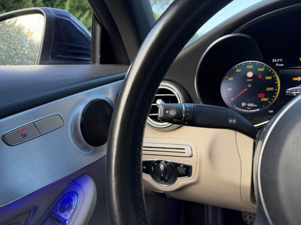 Classe C C200 AMG LINE - CAM - CARPLAY - SUIVI MERCEDES 2020 occasion 13760 Saint-Cannat