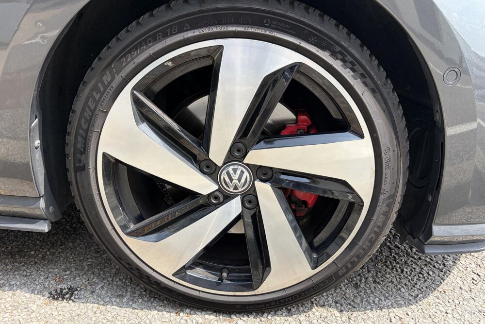 Golf 2.0 TSI 230 DSG 6 VII GTI Performance 2017 occasion 78760 Jouars-Pontchartrain