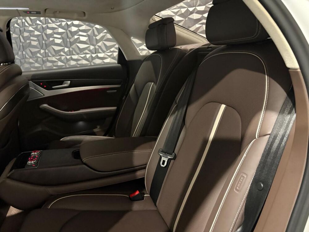 S8 Quattro Sport 4.0 V8 TFSI - BVA Tiptronic 2012 BERLINE . PHA 2013 occasion 78680 &Eacute;p&ocirc;ne