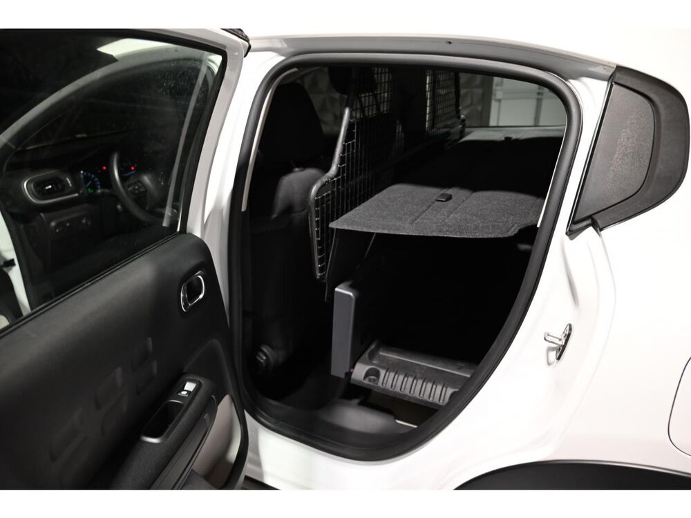 C3 1.2 PureTech 12V - 83 S&S 2016 BERLINE ENTREPRISE Feel Nav 2021 occasion 77100 Meaux