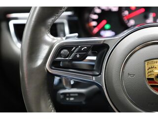 Macan S 3.0i V6 - PDK 2015 occasion 06550 La Roquette-sur-Siagne