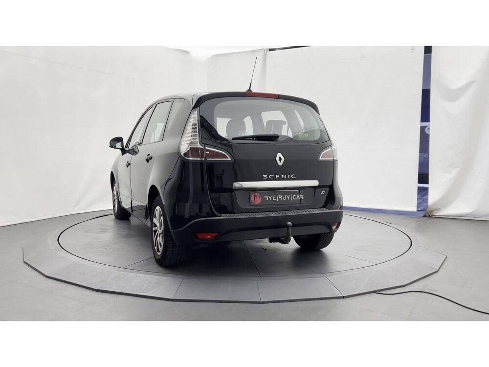 Sc&eacute;nic 1.5 dCi 110 ? Distribution faite - Finition Bose - Garantie 2012 occasion 33130 B&egrave;gles