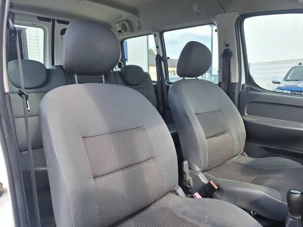Berlingo GENERATION-II COMBI 1.6 HDI 75 L1 M 2008 occasion 56850 Caudan