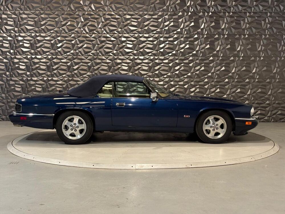 XJS Cabriolet 4.0i - BVA CABRIOLET . PHASE 2 1995 occasion 78680 &Eacute;p&ocirc;ne