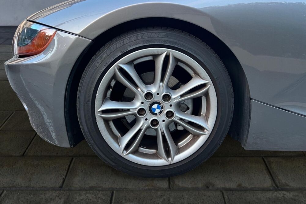 Z4 Roadster 2.5i - 192 BVM5 ROADSTER E85 2003 occasion 78760 Jouars-Pontchartrain