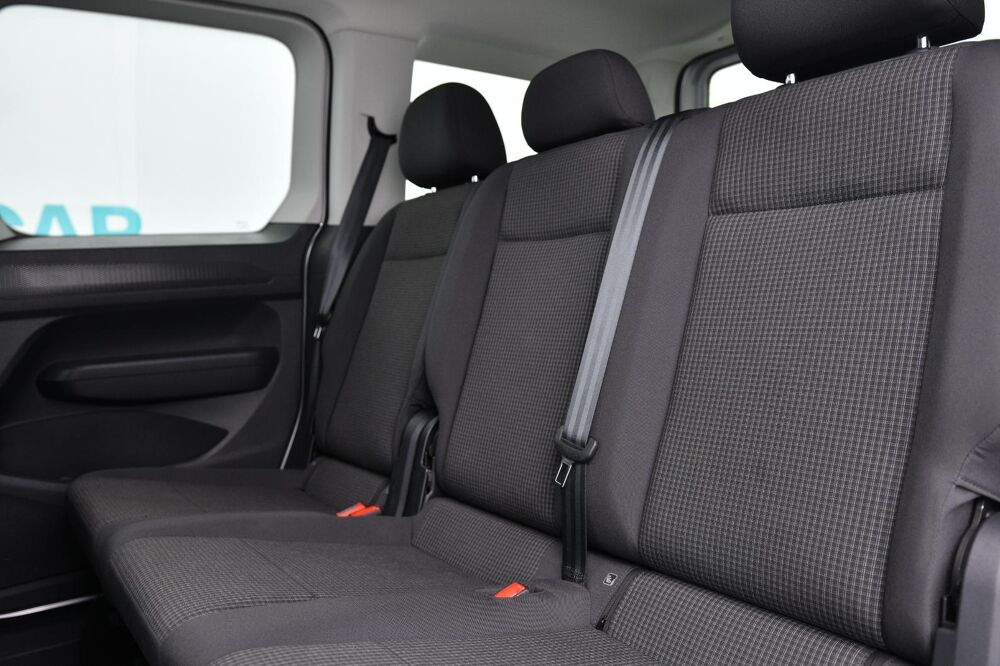 Caddy 2.0 TDI 122 DSG7 LED/CAMERA/ACC/DIGITAL COCKPIT +OPTS 2023 occasion 33620 Cavignac