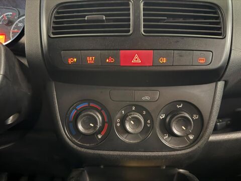 Doblo 1.3 Multijet 16V 90ch Fourgon - GARANTIE 6 MOIS 2012 occasion 33700 M&eacute;rignac