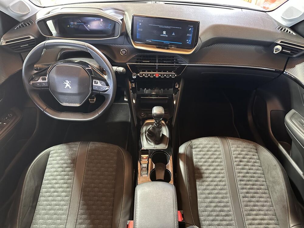 208 1.5 100ch Roadtrip Suivi Peugeot Camera 360 &deg; Carplay Cockp 2022 occasion 33700 M&eacute;rignac