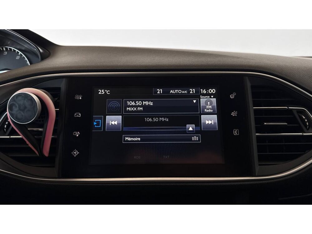 308 SW 2.0 BlueHDi - 150 ch BREAK Allure / CAMERA DE RECUL / SU 2015 occasion 17600 Saujon