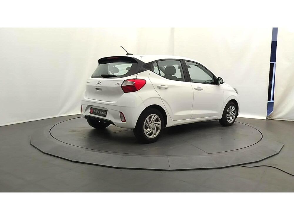 i10 1.0 ECO III BERLINE Intuitive PHASE 1 Garantie 12 Mois 1 &egrave;re 2021 occasion 33130 B&egrave;gles