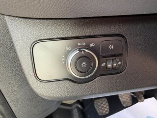 Sprinter 39N 3.5t 311 CDI - 114 FOURGON TVA RECUPERABLE + CLIM 2020 occasion 19100 Brive-la-Gaillarde