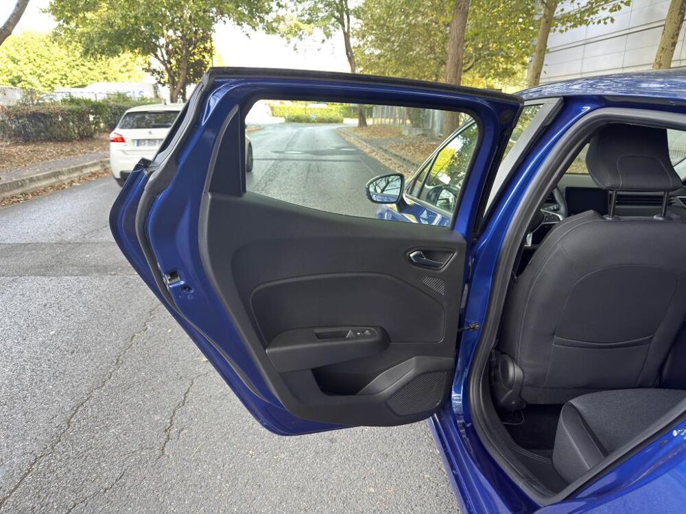 Clio 1.6 E-Tech Hybride -140 - BVA BERLINE Zen - ENTRETIEN RENAUL 2021 occasion 77185 Lognes
