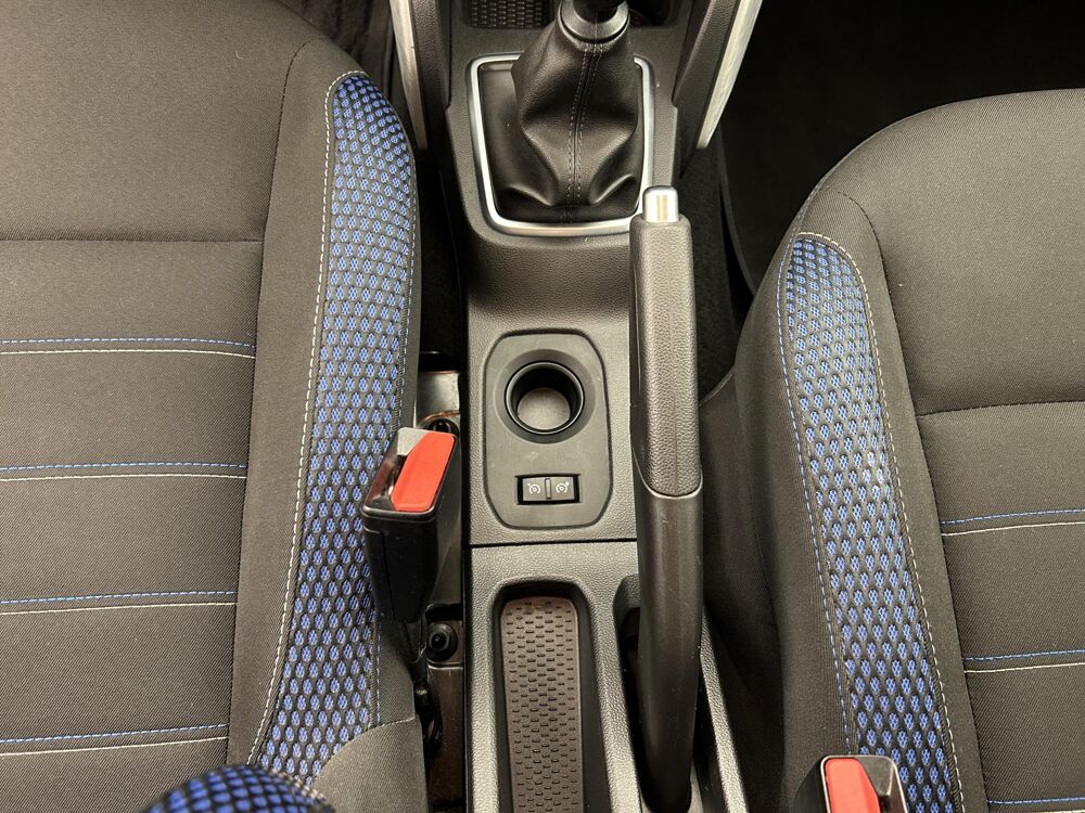 Duster 1.5 Blue dCi 115ch - finition 15 ANS - GARANTIE 12 MOIS 2021 occasion 33130 B&egrave;gles