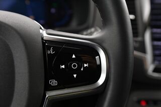 XC90 T8 AWD Hybride Rechargeable 310+145 ch Geartronic 8 7pl Star occasion 17130 Montendre