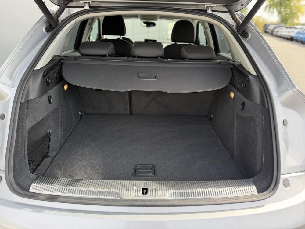 Q3 2.0 TFSI 220 Quattro S-Tronic Ambiente 2015 occasion 35300 Foug&egrave;res