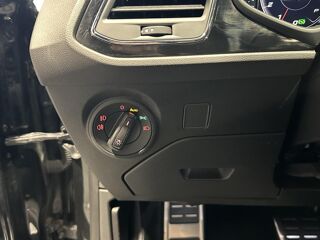 Leon 2.0 TSI 290 DSG 7 Cupra 300 - Attelage - Cam&eacute;ra 2019 occasion 25300 Pontarlier