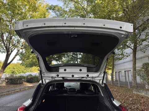 Clio Estate 1.2 Energy TCe - 120 IV ESTATE BREAK Intens PHASE 2 2018 occasion 77185 Lognes