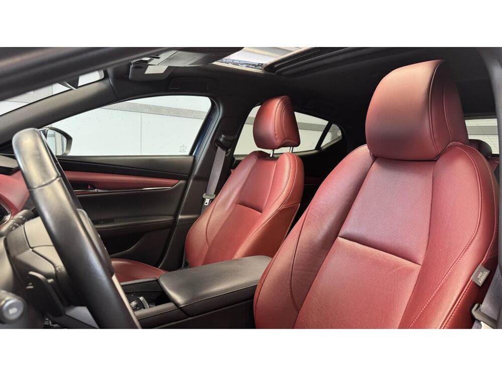 MX-3 2.0 e-Skyactiv Hybrid 186 - BVA - 2024 - Exclusive-Line - To 2023 occasion 60740 Saint-Maximin