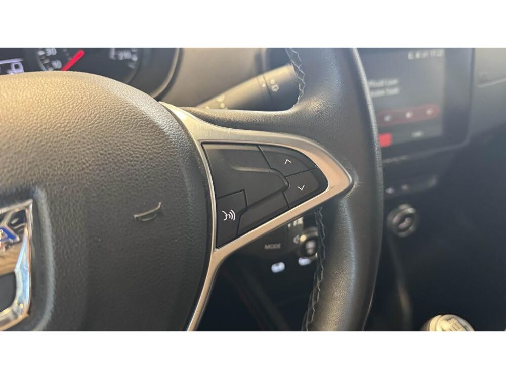 Duster 1.3 TCe 130 Extreme - CarPlay - Entretien Complet Dacia - 2022 occasion 60740 Saint-Maximin