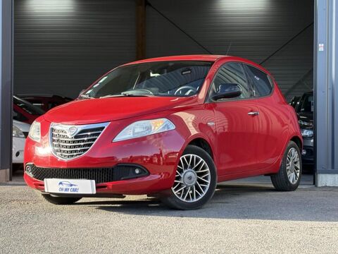 Lancia Ypsilon 1.2l 8V - 69ch - Black & Red Phase 1 - Garantie 12 mois 2012 occasion Eslettes 76710