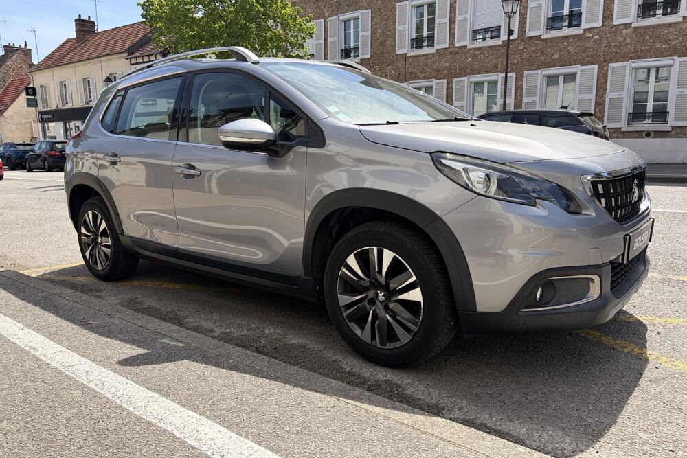 2008 1.2i - 82 Allure PHASE 2 - CARPLAY - ENTRETIEN PEUGEOT 2017 occasion 78760 Jouars-Pontchartrain