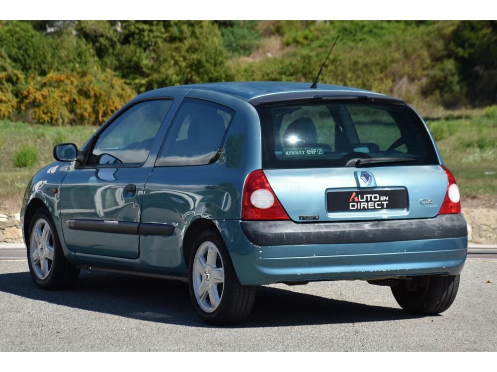 Clio 1.4i 16V II BERLINE Extr&ecirc;me PHASE 2 2002 occasion 06250 Mougins