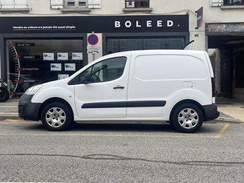 Partner fourgon 1.6 HDi - 100ch - &eacute;cran tactile multim&eacute;dia - clim - 2017 occasion 78760 Jouars-Pontchartrain