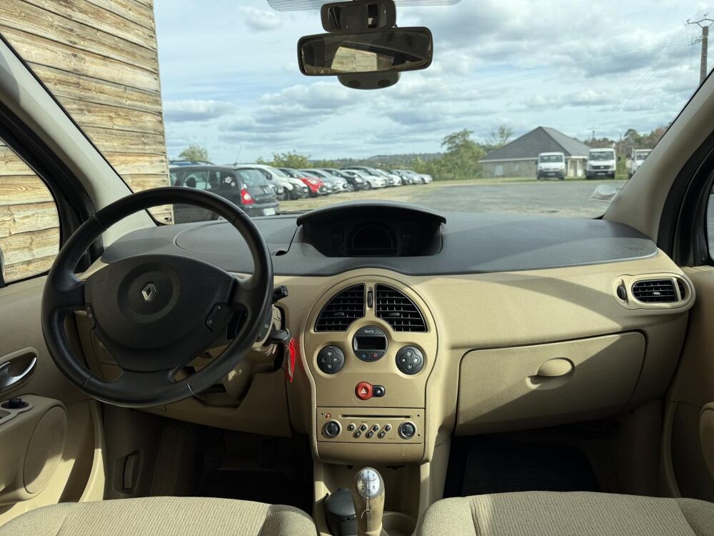 Modus 1.5 dCi - 80 Luxe Privil&egrave;ge PHASE 1 2004 occasion 19100 Brive-la-Gaillarde