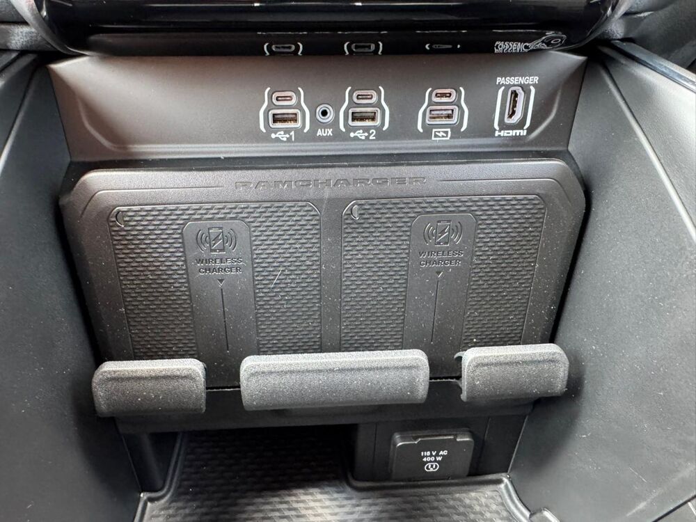 RAM 1500 CREW LAIE SPORT NIGHT EDITION AIR 2025 occasion 91830 Le Coudray-Montceaux