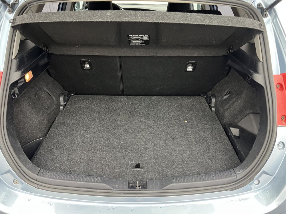 Auris 1.8i - Hybrid - 136 CH - BV CVT - 2013 - Garantie 6 mois 2013 occasion 33130 B&egrave;gles