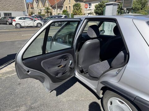Saxo 1.4 - 75 BVA Exclusive 2000 occasion 19100 Brive-la-Gaillarde