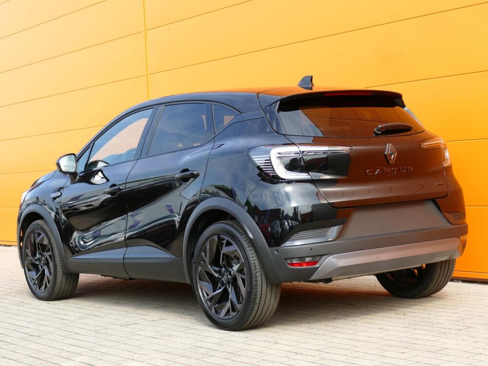 Captur II 1.6 E-TECH HYBRIDE 145 GSR2 ESPRIT ALPINE + PACK SAFETY 2025 occasion 77090 Coll&eacute;gien