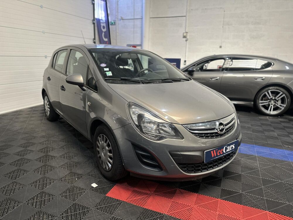 Corsa 1.2i Twinport D BERLINE Graphite PHASE 2 2014 occasion 94360 Bry-sur-Marne