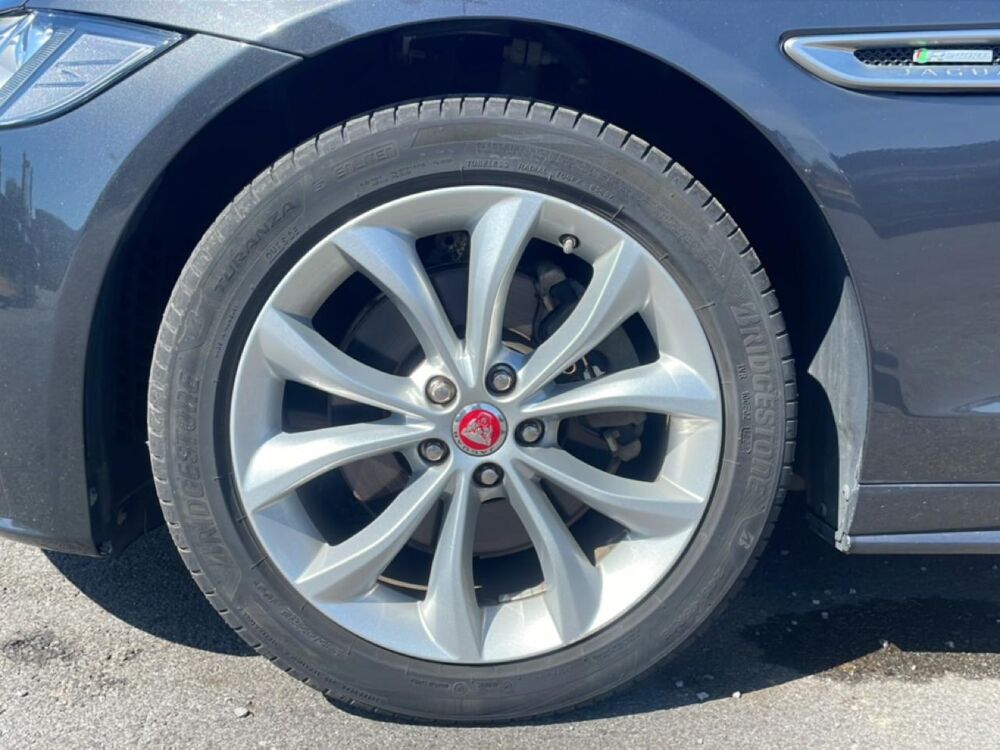 XF 2.0d 180 business r-sport bva 2020 occasion 57525 Talange